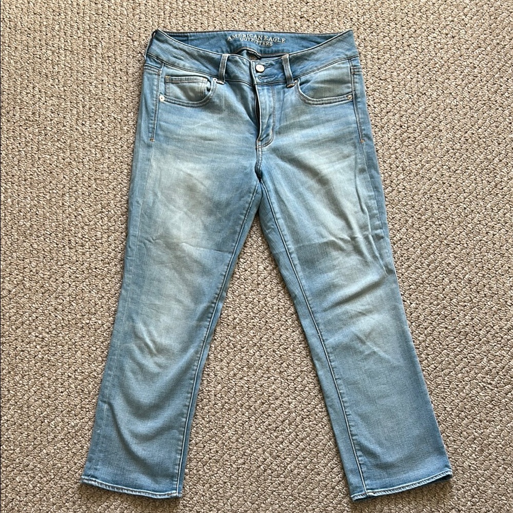 American Eagle Outfitters Light Blue Ankle Jeans